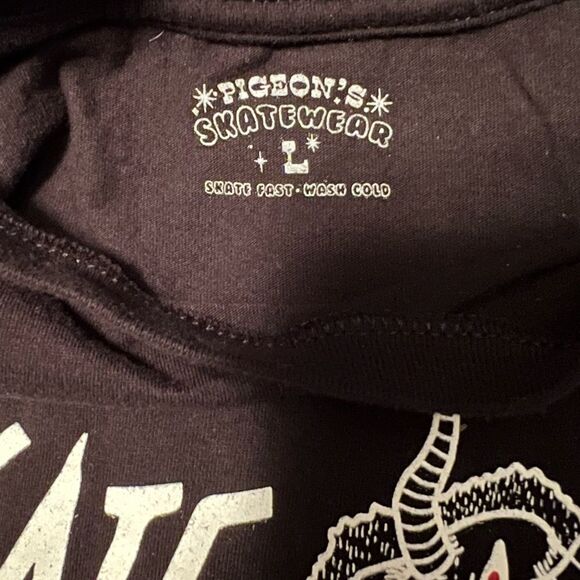 Pigeon’s SkateWear Black Tee, size L - Picture 5 of 5